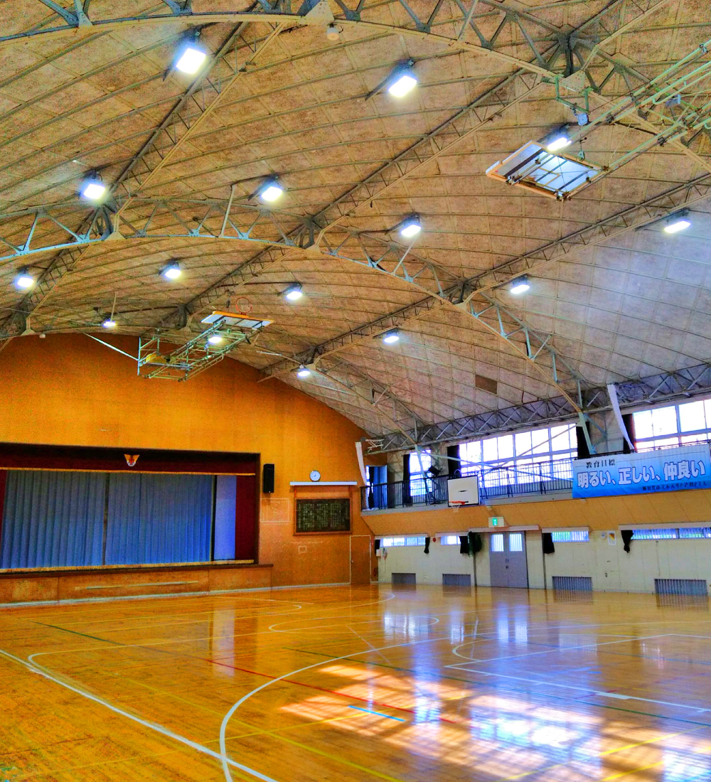 市立不入斗中学校体育館電灯改修工事